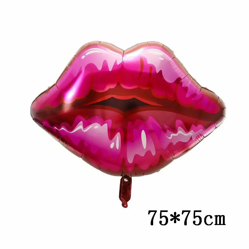 Globo de papel metálico rosa brillante en forma de labios.