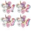 Un ensemble de ballons en feuille arc-en-ciel en forme des chiffres 1, 2 et 3.
