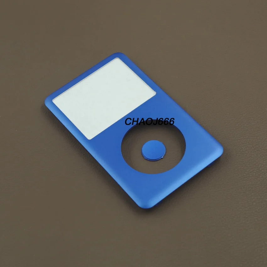 Pièce de face bleue et blanche pour kit de réparation d'iPod Classic avec un trou circulaire.