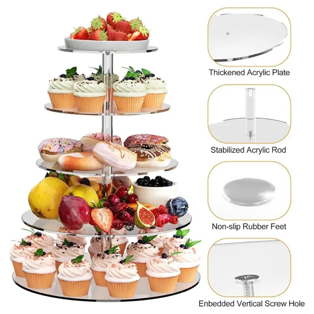 Klares Acryl-Cupcake-Display mit verschiedenen verzierten Cupcakes und Toppings.