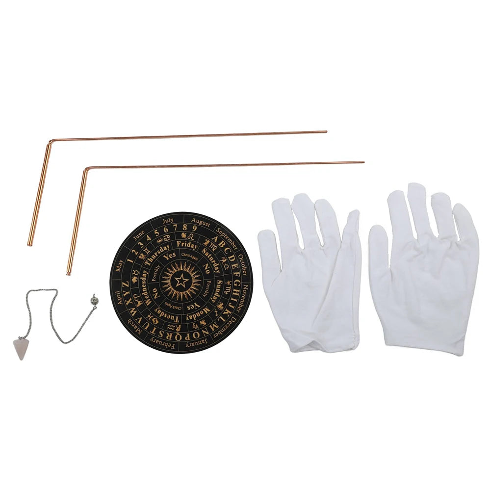 Un ensemble de tiges de divination en cuivre pur et une paire de gants de divination blancs.