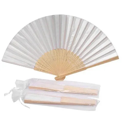 A fan made of white silk petals with a bamboo frame, used for weddings or events.