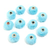 Collection de perles en peluche bleu clair pour la fabrication de bijoux DIY.