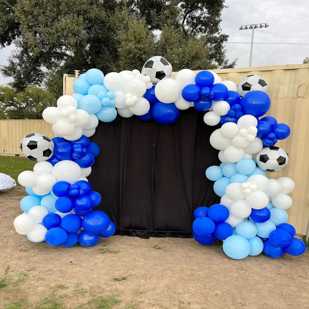 Football-Themed Balloon Garland Kit — 116-Piece Blue & White Party Decor