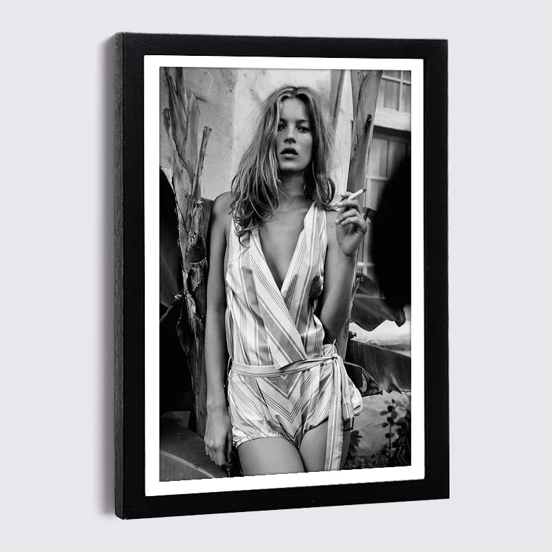 Elegant Wooden Picture Frame with Artistic Canvas Print