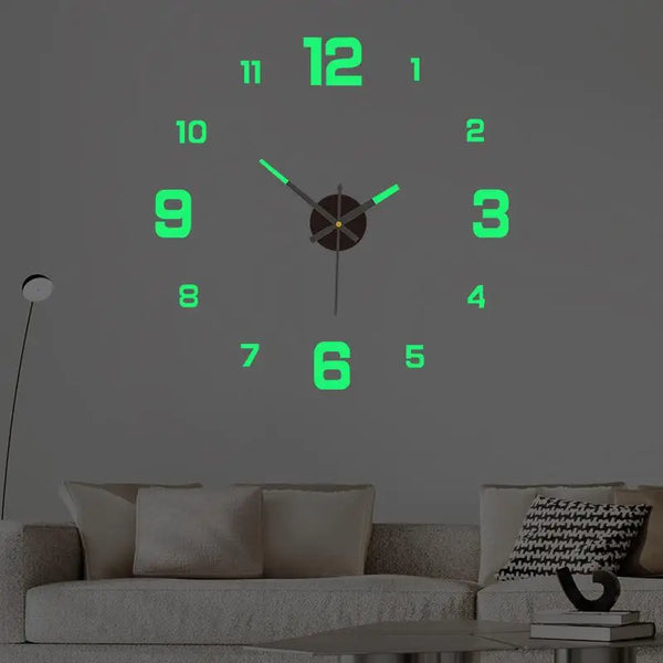 Horloge numérique stéréoscopique verte affichant l'heure, montée sur un mur gris au-dessus d'un canapé.