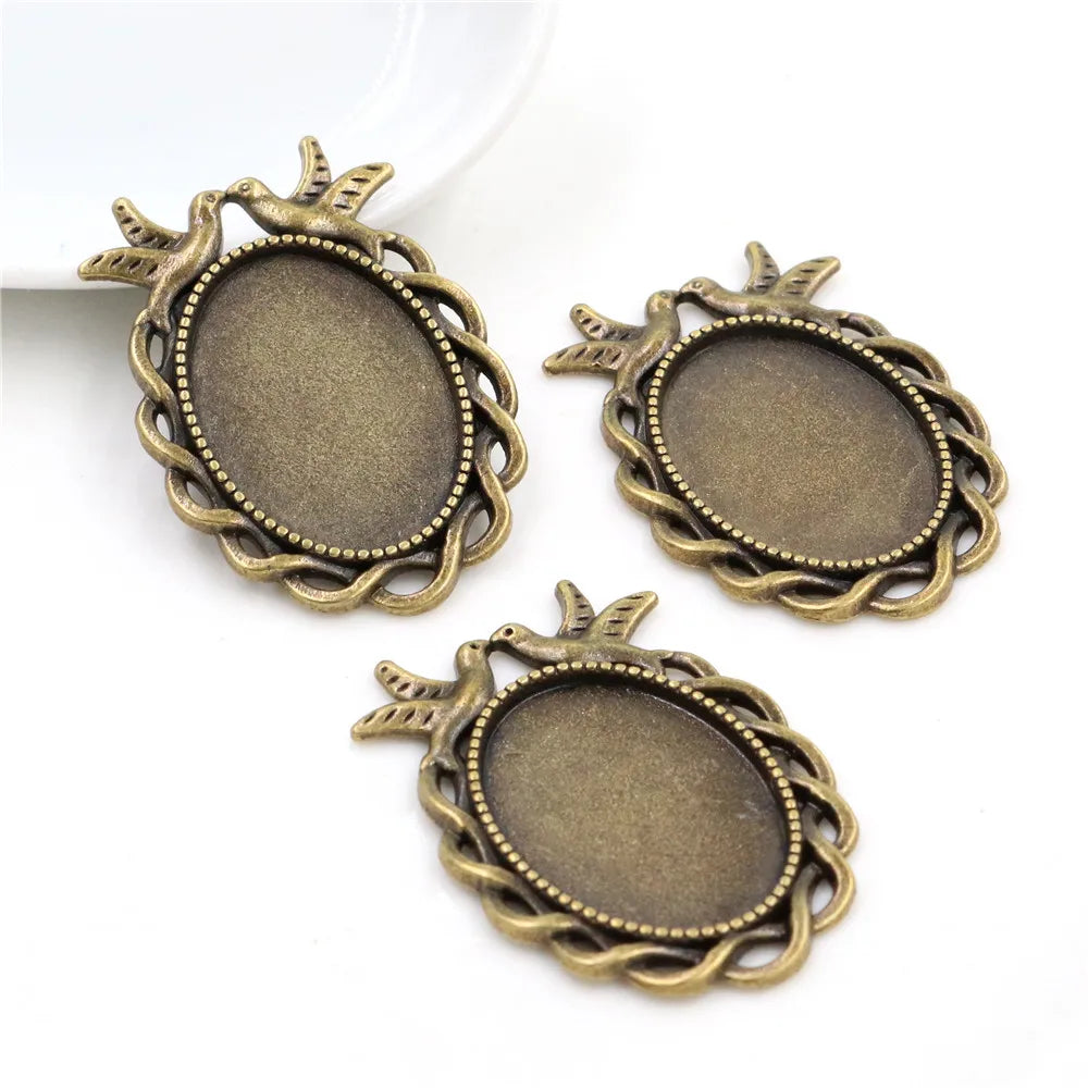 Vintage Style Cameo Pendant Bases with Ornate Gold or Silver Finish