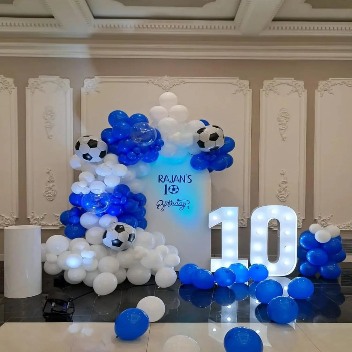 Football-Themed Balloon Garland Kit — 116-Piece Blue & White Party Decor
