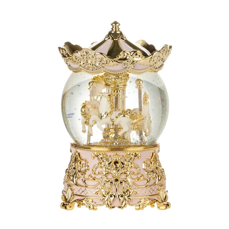 Adorno de caja musical de bola de cristal decorativo con metal dorado y cúpula de vidrio transparente.
