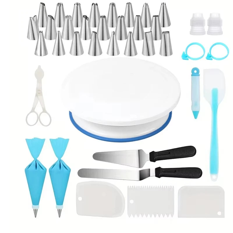 Professionelles Tortenverzier-Werkzeugset mit Piping-Tips, Spateln und Schneidern in Weiß und Blau.