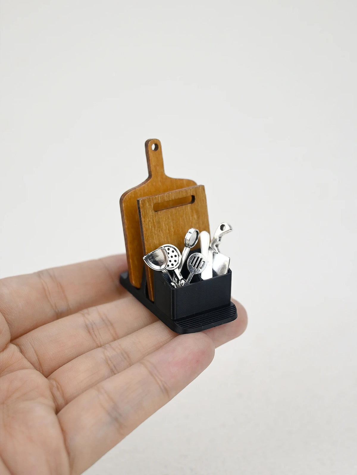 Miniature Dollhouse Kitchenware Set with Storage Rack