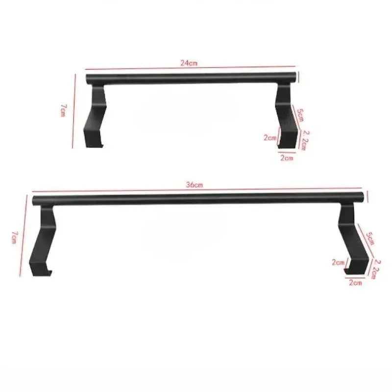 Porte-serviettes en acier inoxydable noir sur porte avec hauteur et bras de support réglables.