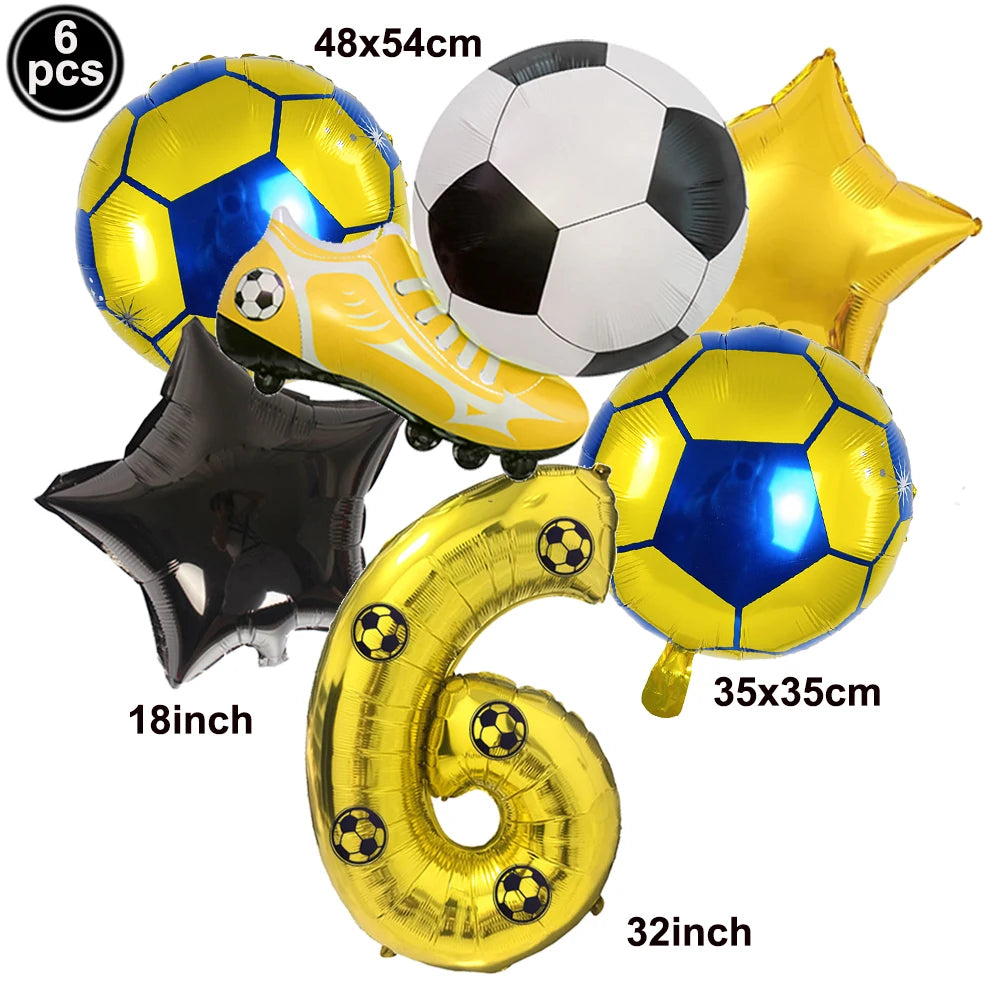 Un set de six ballons de football jaunes et bleus, incluant un ballon, une étoile et un ballon avec le chiffre 6.