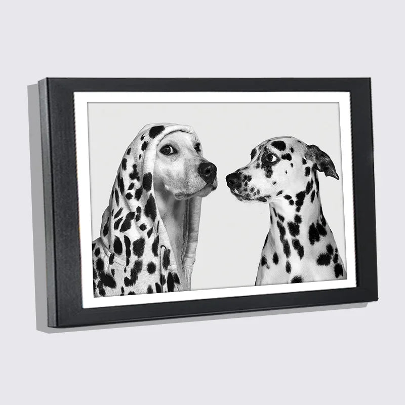 Elegant Wooden Picture Frame with Artistic Canvas Print