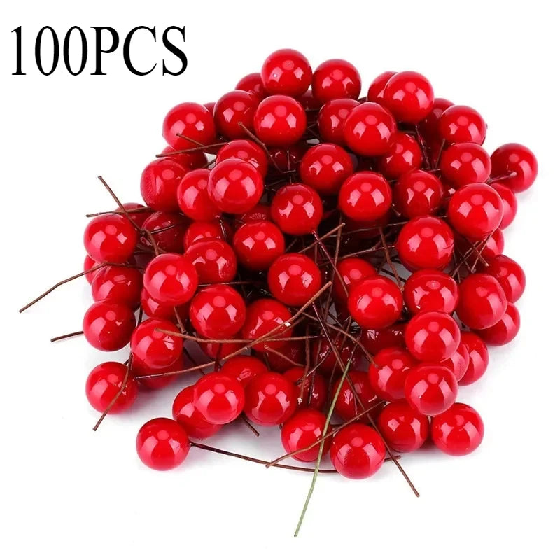 Pila de 100 bayas de acebo artificiales rojas para decoración navideña.