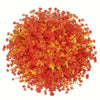Dichte Kugel aus leuchtend orange-gelben künstlichen Sträuchern für saisonale Dekoration.