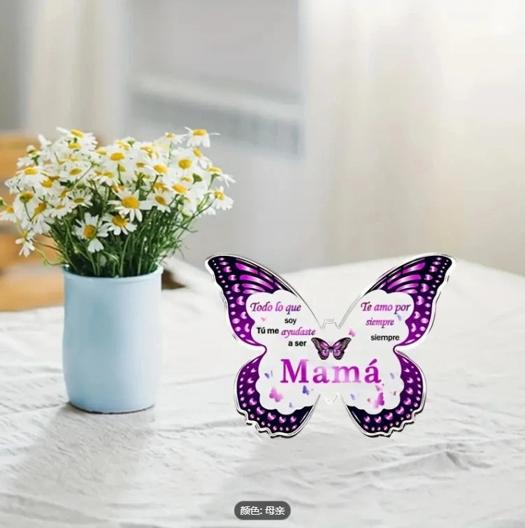 Purple butterfly acrylic keepsake plaque with the text Mamá Te amo por siempre siempre