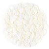 Disposición circular de pétalos de flores de seda artificial blanca para decoración del hogar y bodas.