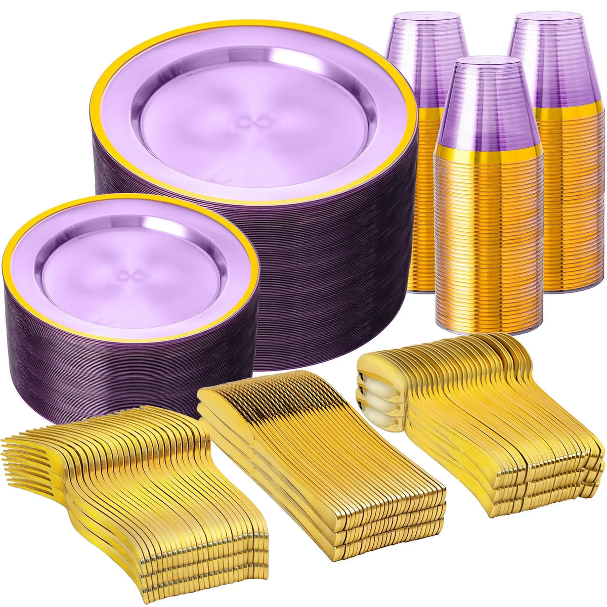 Un set de vaisselle jetable en plastique violet et or comprenant assiettes, tasses et fourchettes.