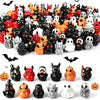 Collection de 12 crânes et créatures miniatures d'Halloween dans diverses couleurs comme le noir, le blanc, l'orange et le ro