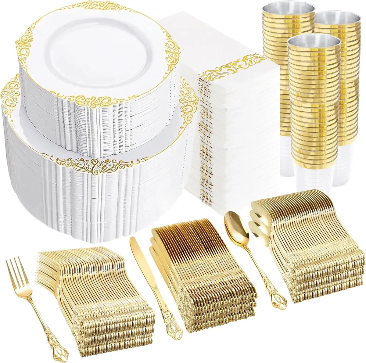 Set aus gold-weißem Plastik-Serviergeschirr, bestehend aus Tellern, Tassen und Besteck.