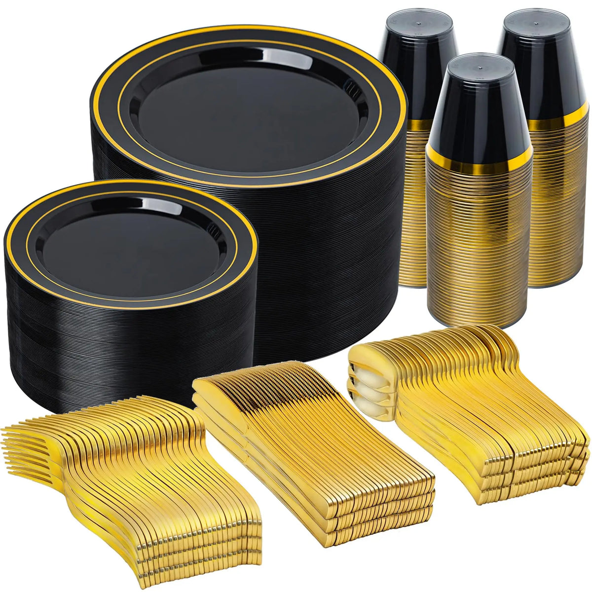 Un ensemble de vaisselle jetable en plastique noir et or, comprenant assiettes, tasses et couverts.