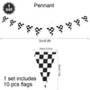 Un ensemble de drapeaux de course à damier présentés sous forme de bannière.