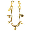 Collier en chaîne doré avec un charm de sac comprenant une petite fleur et un pendentif en forme d'étoile.