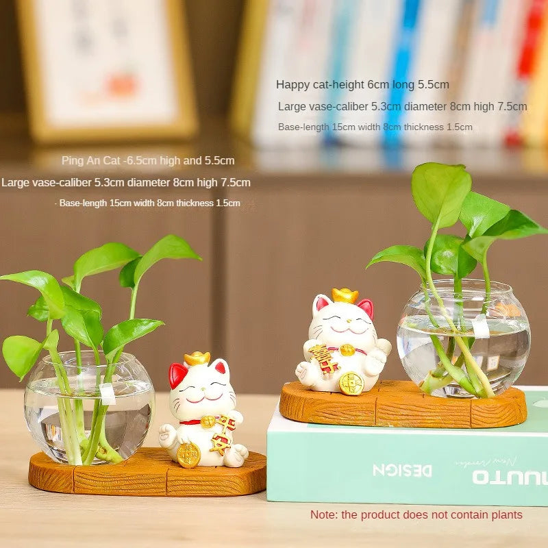 Mini resin desk ornament featuring a green ivy plant and a white lucky cat in a glass vase