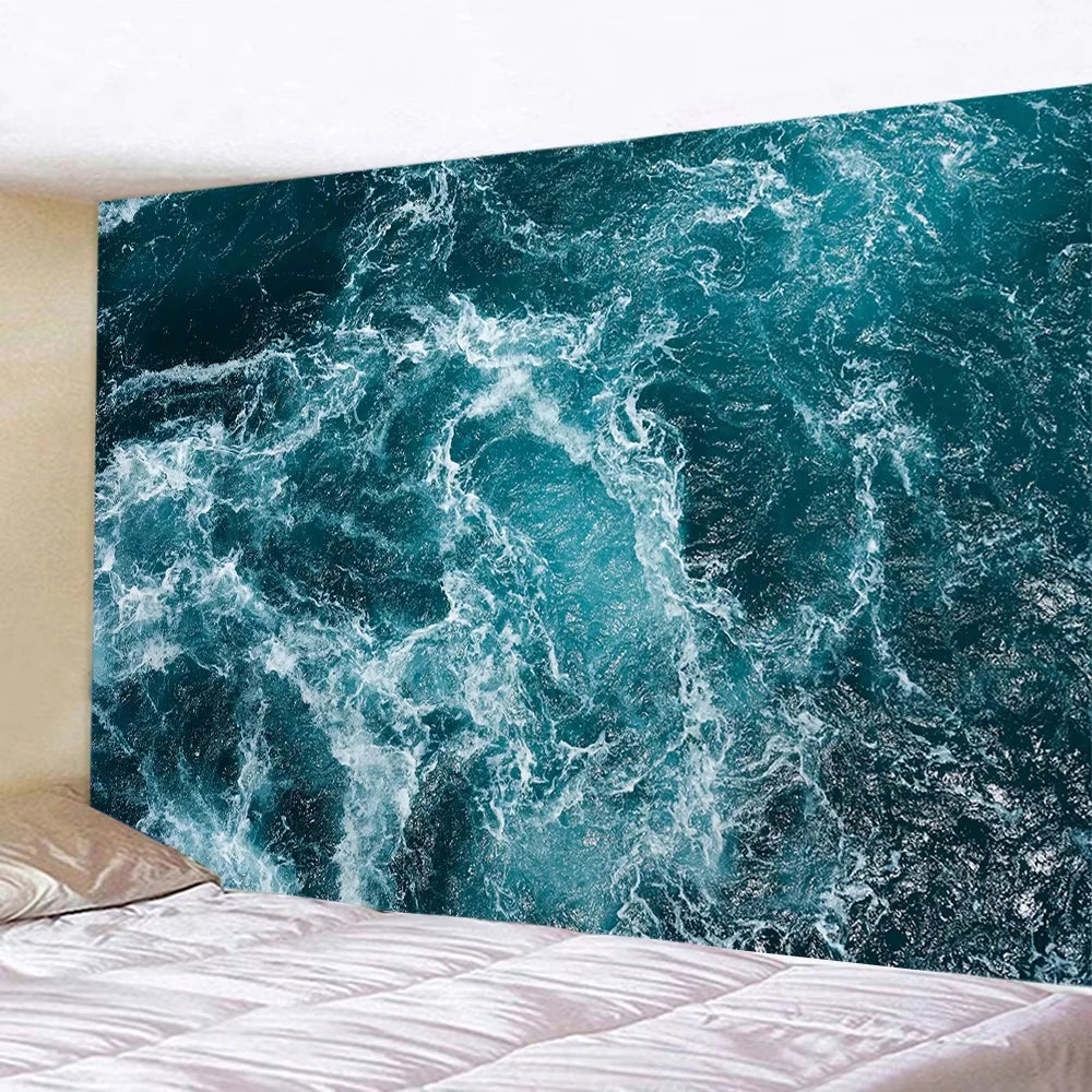 Arte de pared tapiz grande con textura dramática de ola oceánica turquesa y azul oscuro que se agita.