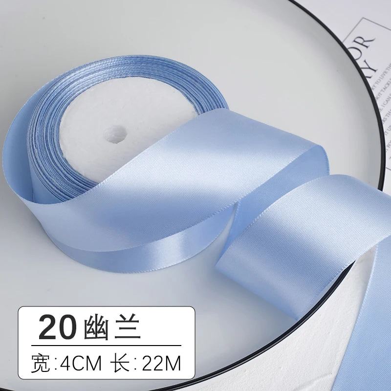 Ruban décoratif en satin bleu clair, 20 pièces, mesure 4 cm de large et 22 mètres de long.
