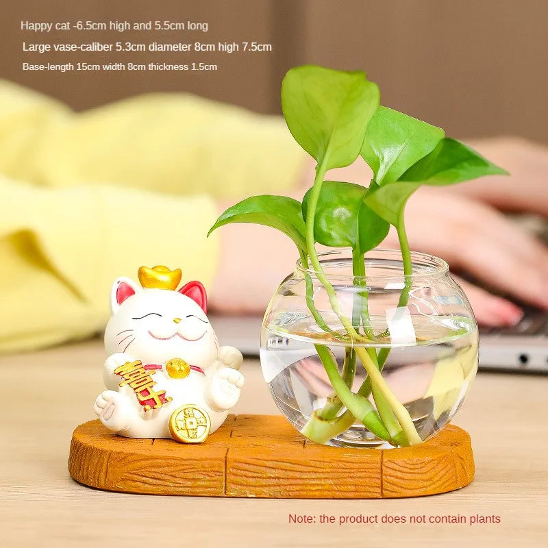 Mini resin desk ornament featuring a green ivy plant and a white lucky cat in a clear glass vase