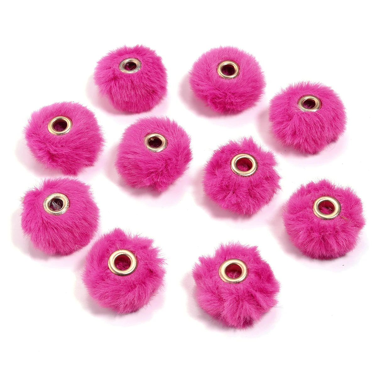 Collection de perles en peluche roses vives pour la fabrication de bijoux DIY.