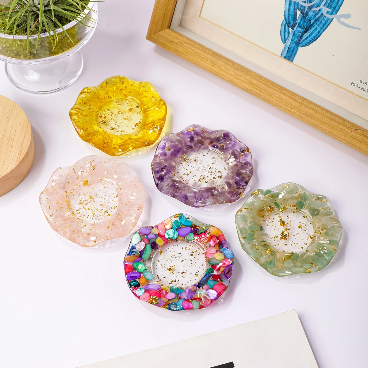 Natural Crystal Reiki Bowl with Flower Plate for Meditation and Home Decor
