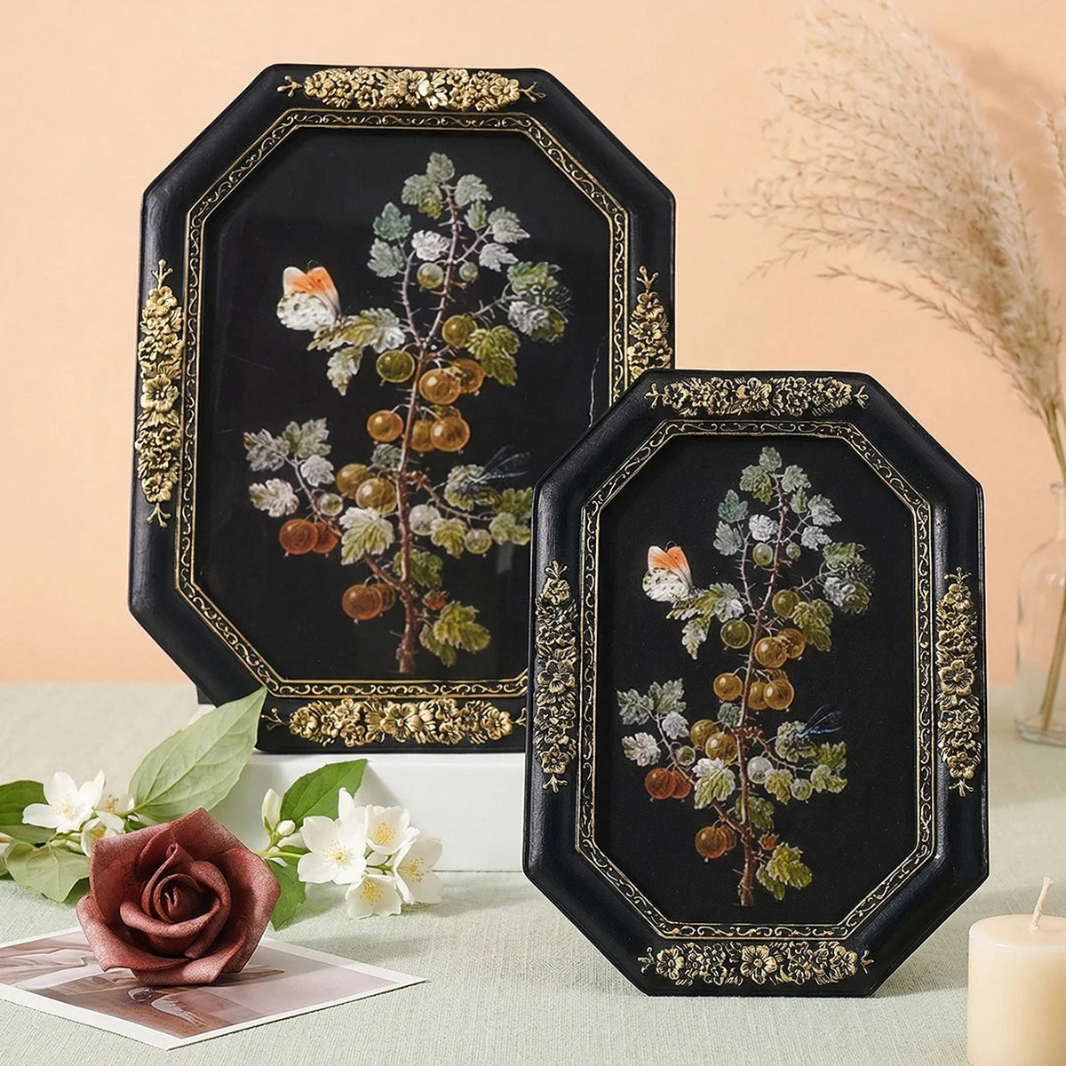 Antique Gilded Resin Photo Frame with Ornate Relief Design