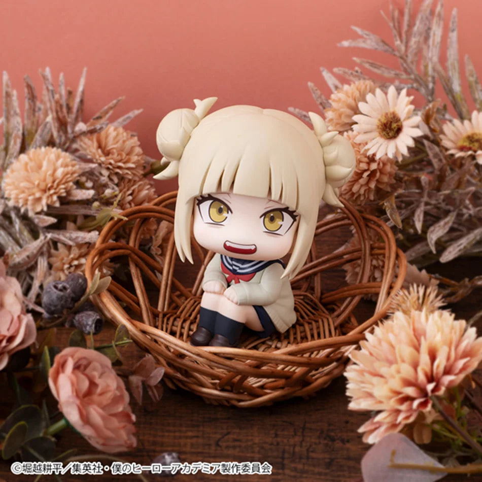 A chibi collectible figure of Izuku Midoriya from My Hero Academia, featuring light blonde hair and a determined expression.