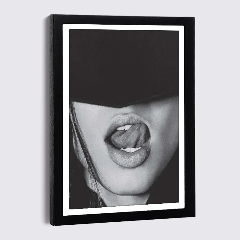 Elegant Wooden Picture Frame with Artistic Canvas Print