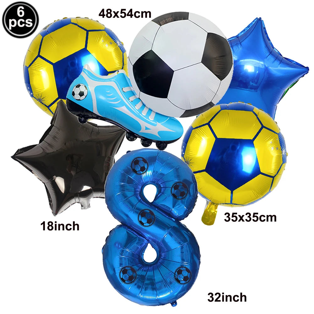 Un set de six ballons de football gonflables et de ballons de couleurs jaune, bleu et noir.