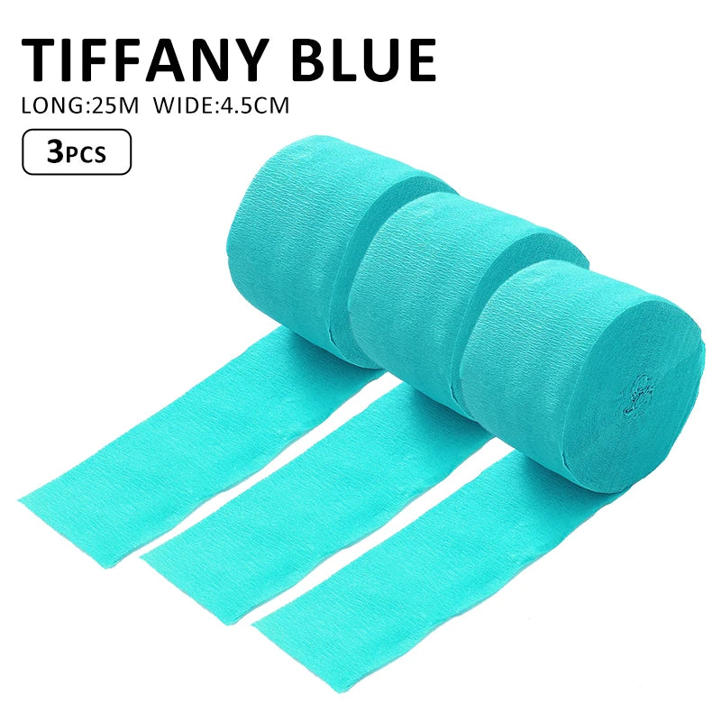 Ein Set aus drei Tiffany-blauen Crêpe-Papier-Girlanden, lang 25m und breit 4,5cm.