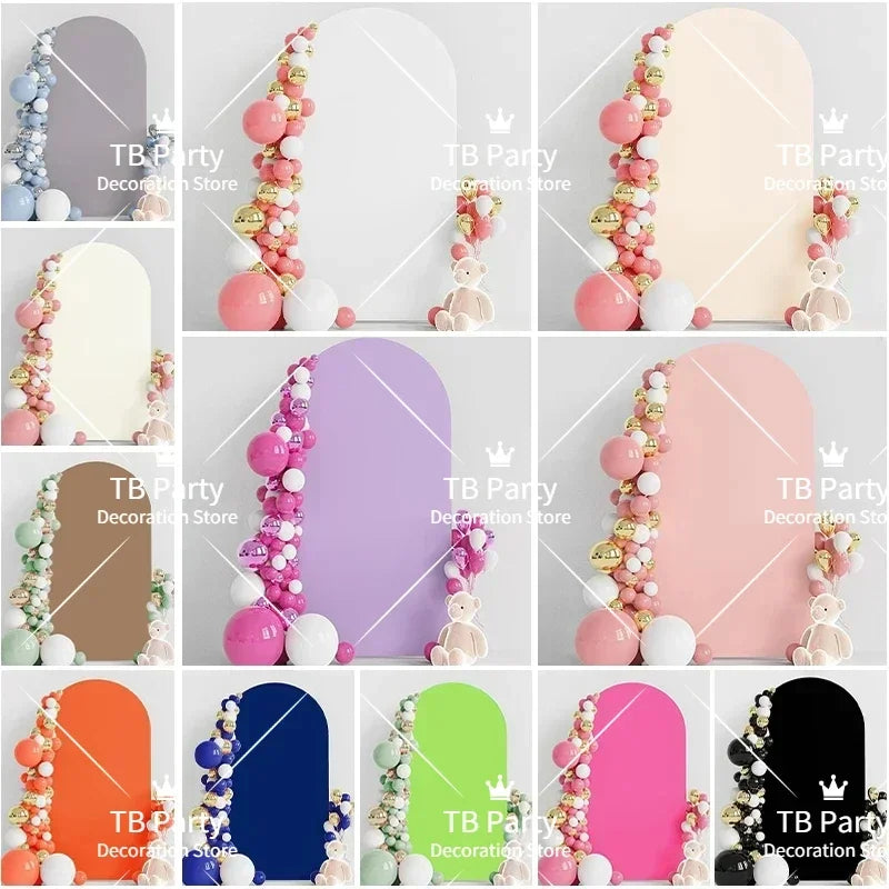 Una cuadrícula que muestra arcos de telones de fondo elásticos personalizables en rosa, morado, naranja y negro con acentos f