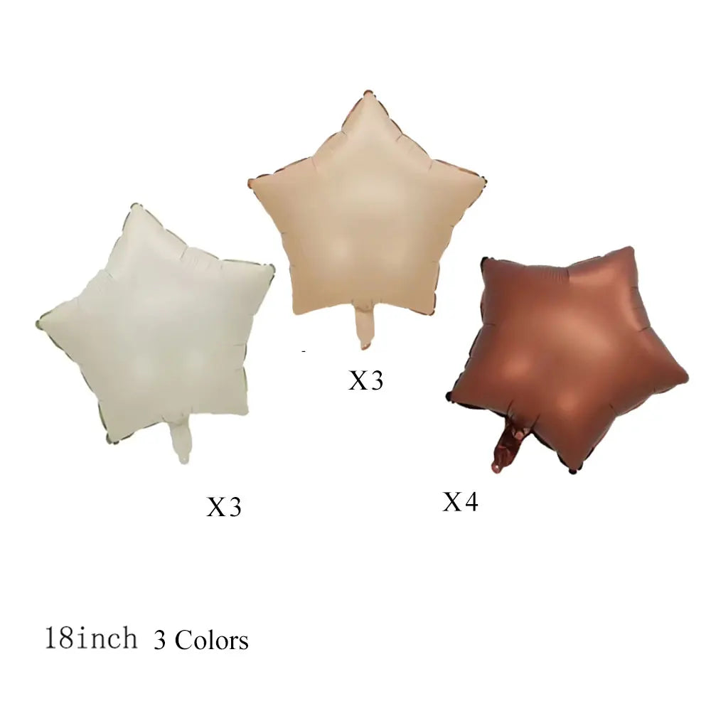 Un set de dix ballons en feuille d'or, trois couleurs : beige clair, bronze et brun foncé.