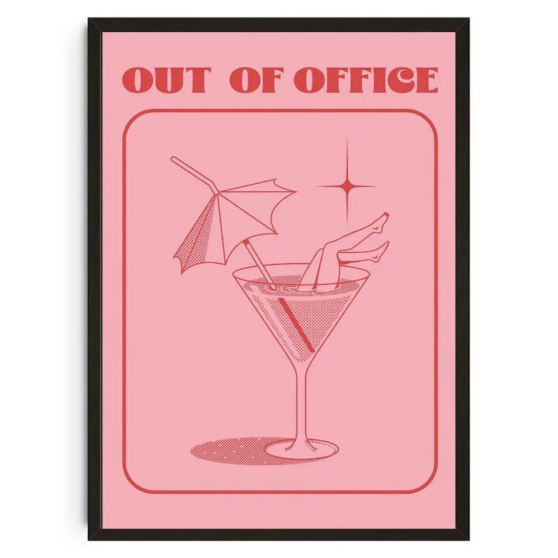 Rosa gerahmtes Bild mit dem Text OUT OF OFFICE und einer Zeichnung eines Martini-Glases mit einem Regenschirm.