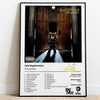Arte del álbum Late Registration de Kanye West, con una puerta de madera oscura y una figura de oso.
