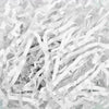 Nahaufnahme von weißem zerfasertem Papierfüllmaterial.