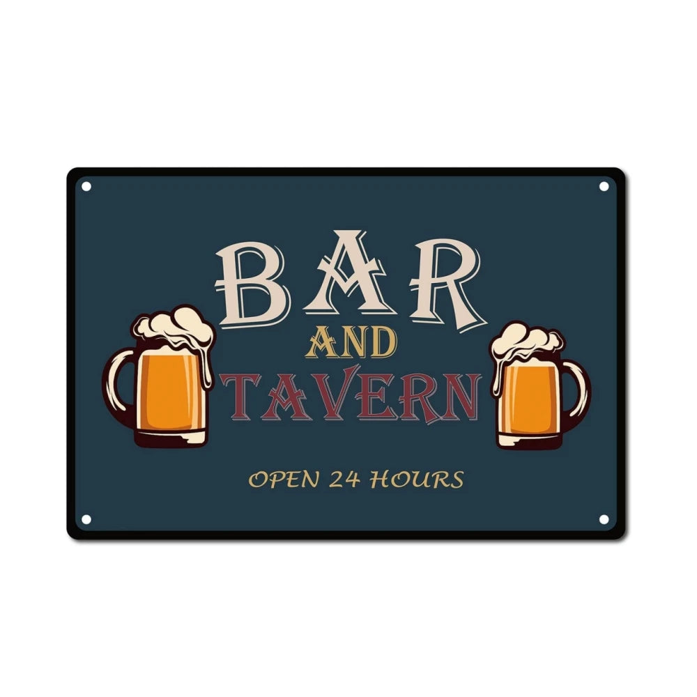 Dunkel-türkises Vintage-Metallschild mit goldenen Buchstaben: BAR AND TAVERN, ÖFFNEN 24 STUNDEN