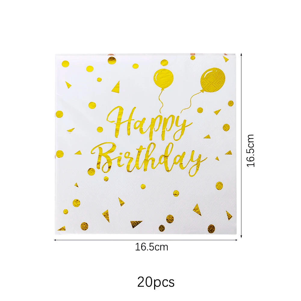 Una tarjeta blanca con lunares dorados y globos amarillos, deseando un feliz cumpleaños.
