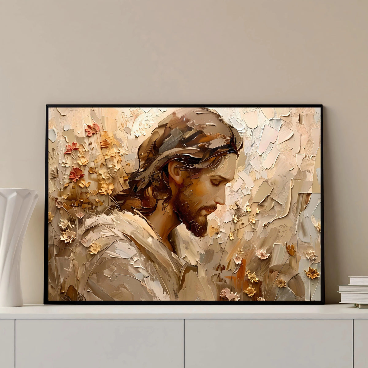 Peinture de Jésus-Christ avec des cheveux et une barbe flottants, sur un fond chaud et texturé.