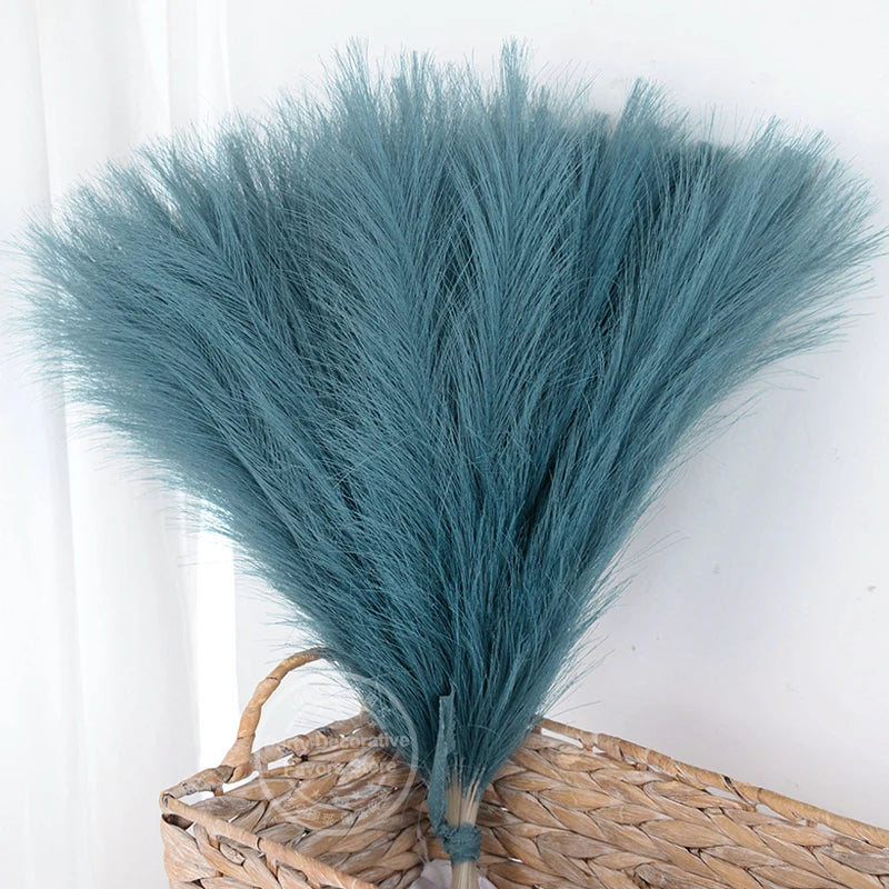 Un ramo de pampas artificial azul verdoso para decoración del hogar