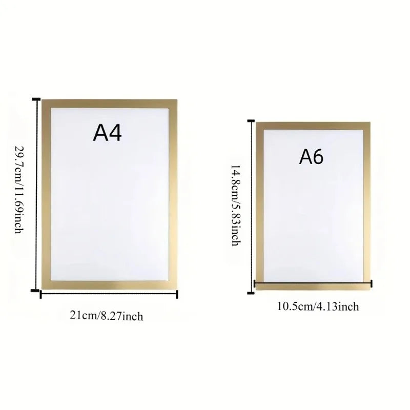 Un jeu de trois cadres photo minimalistes à cadre doré, tailles A4 et A6.