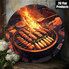 Gros plan sur un panneau de décoration de barbecue vintage avec de la viande qui grille sur un grill chaud.